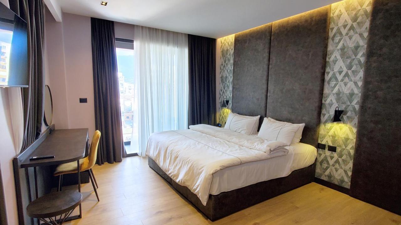 Starlight Hotell 4*
