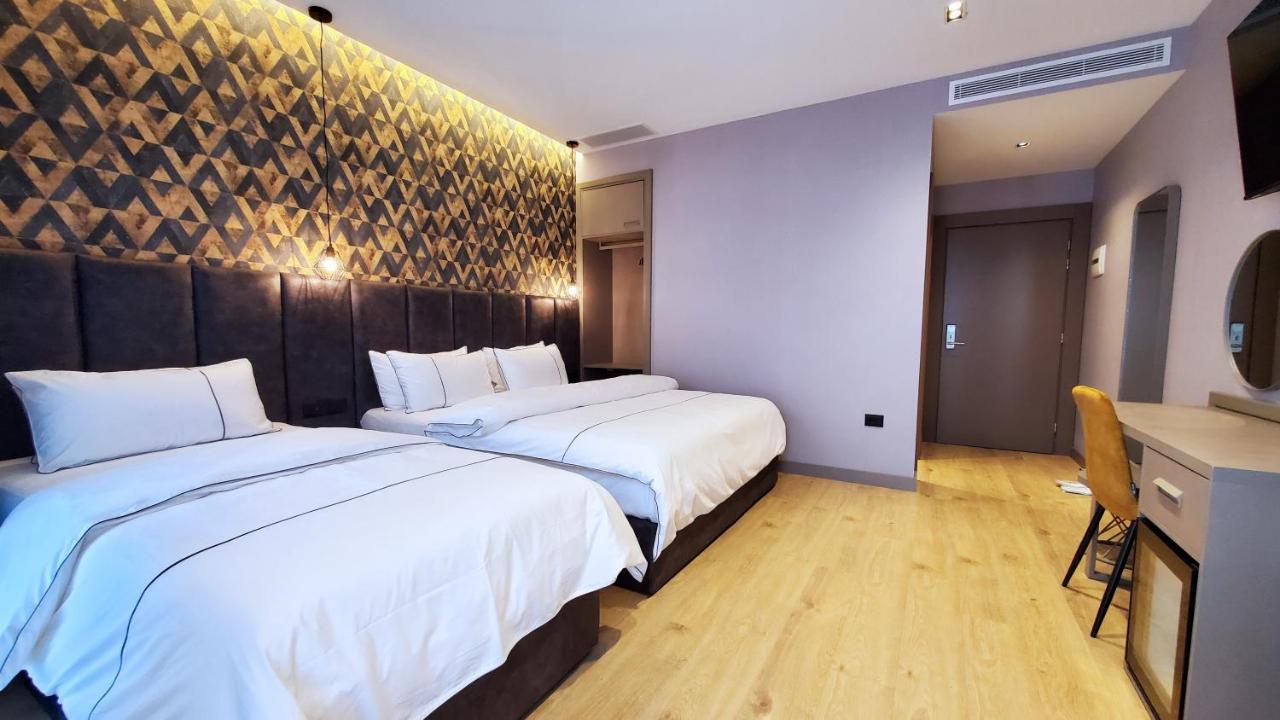 Starlight Hotell Tiranë